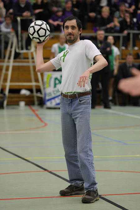 Opworp + wedstrijdbal kruisfinales korfbal 2009-2010